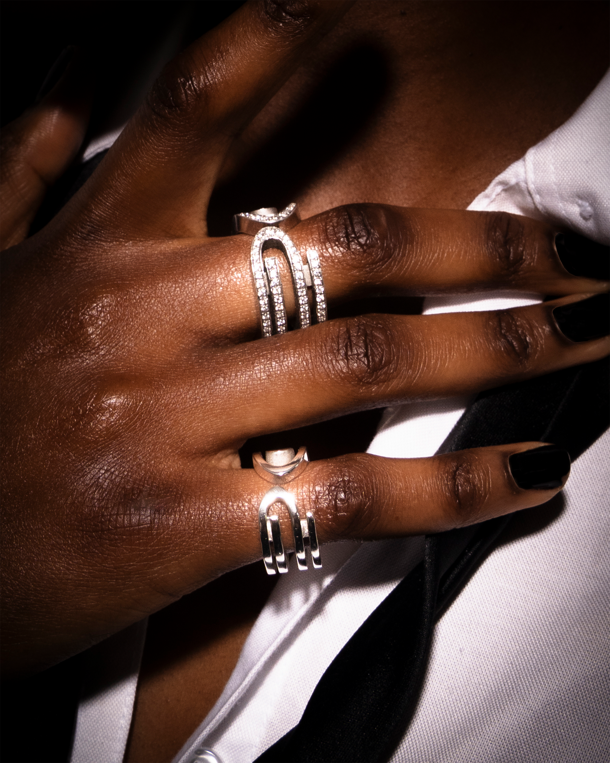 DIAMOND PAPERCLIP RING